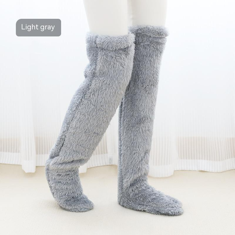 FLUFFY SOKS